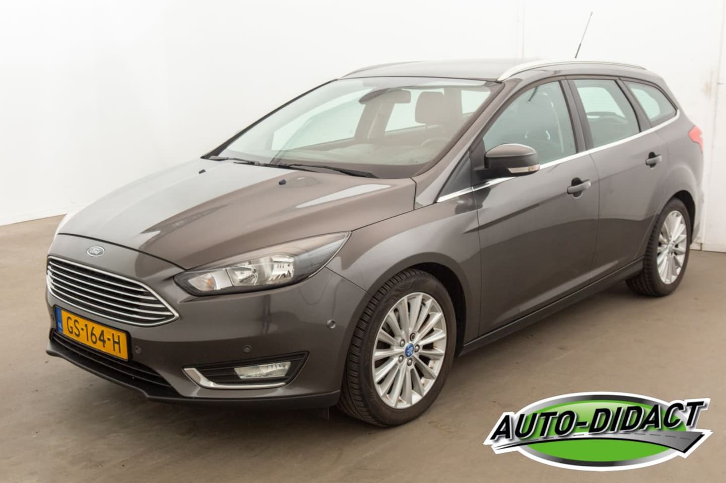 Ford Focus Wagon - 1.5 Titanium Edition 1.5 Titanium Edition - AutoWereld.nl
