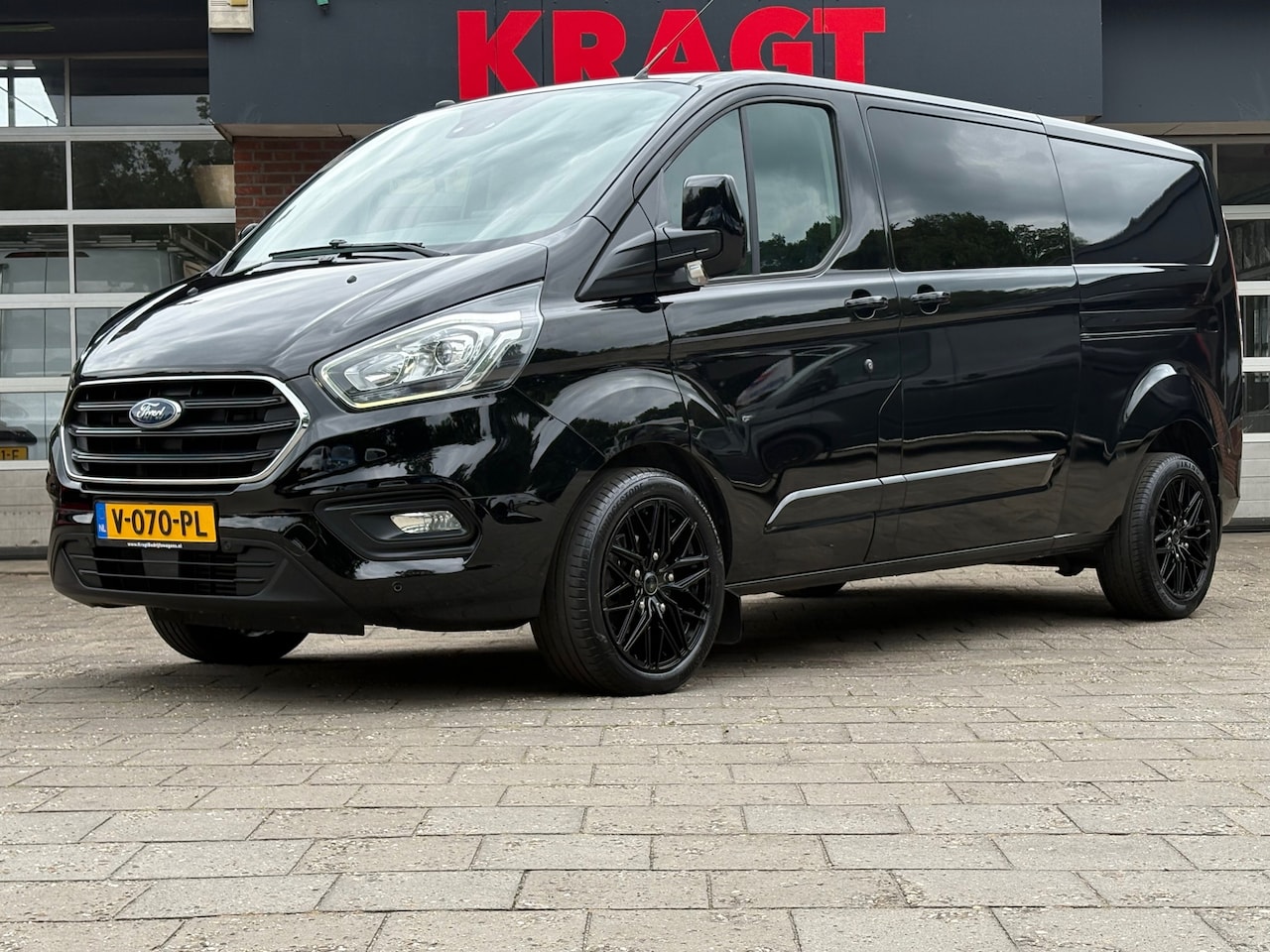 Ford Transit Custom - 300 2.0 TDCI L2H1 Limited DC|vijf zitplaatsen|EURO6|AUTOMAAT|170 PK|airconditioning|cruise - AutoWereld.nl