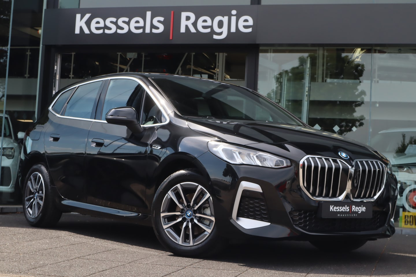 BMW 2-serie Active Tourer - 225xe xDrive M-Sport Camera Ambient elec.kofferbak - AutoWereld.nl
