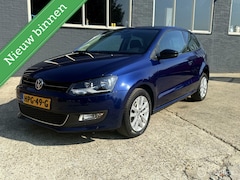 Volkswagen Polo - 1.2 TSI STYLE DSG AUTOMAAT - BJ 2012 - CRUISE CONTROL - AIRCO - REGENSENSOR - NIEUWE DISTR