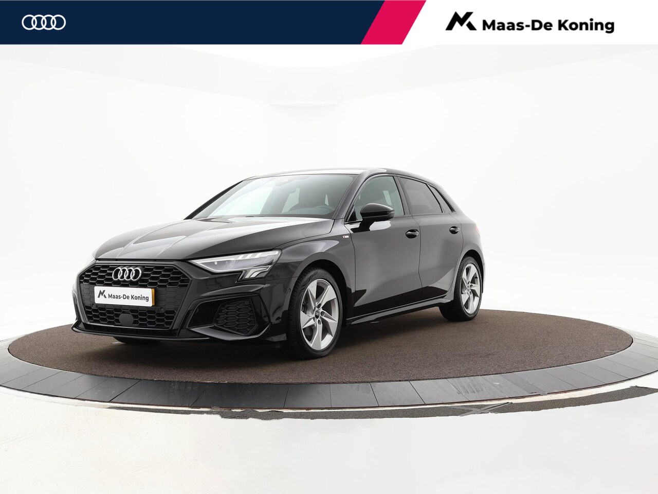 Audi A3 Sportback - 30 TFSI S edition · Apple/Android Car Play · Navi · Camera · P-Sensoren · Park Assist · 17 - AutoWereld.nl