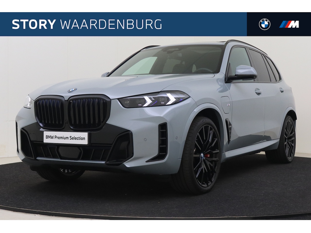 BMW X5 - xDrive50e High Executive M Sport Automaat / Panoramadak / Trekhaak / Parking Assistant Pro - AutoWereld.nl