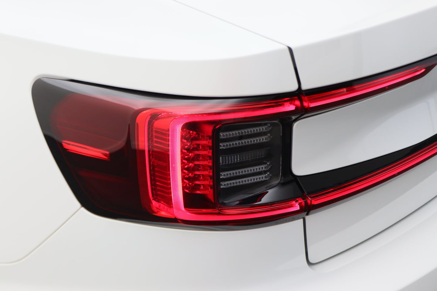 Polestar 2 - Long Range Dual Motor Launch Edition 78kWh - AutoWereld.nl