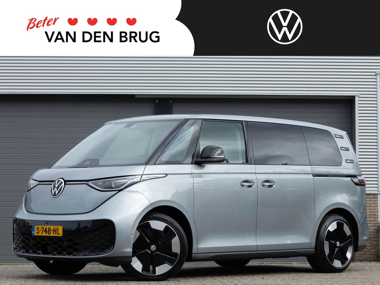Volkswagen ID. Buzz - 1st Max 77kWh | IQ-Matrix LED | Trekhaak | Navigatie | 21" velgen | 2x elektr. schuifdeur - AutoWereld.nl