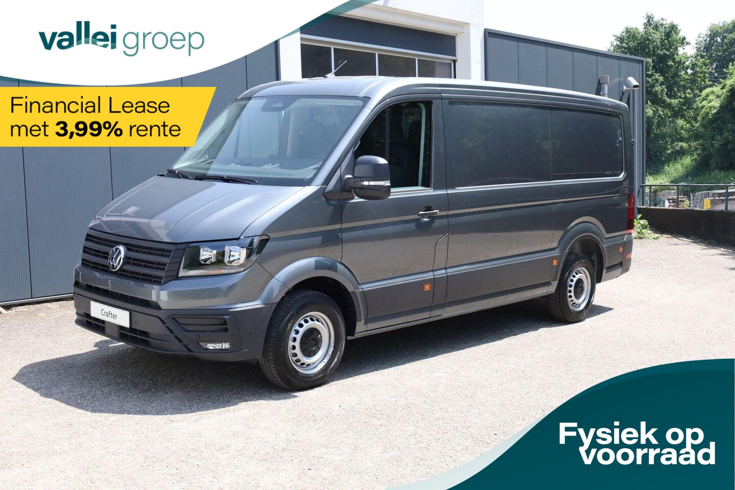 Volkswagen Crafter - Bedrijfswagens Highline 2.0 TDI EU6 103 kW / 140 pk DSG GVW 3.5T WB 3640 MM - AutoWereld.nl