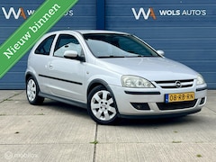 Opel Corsa - 1.4-16V Sport / AIRCO / CRUISE / APK 03-2026