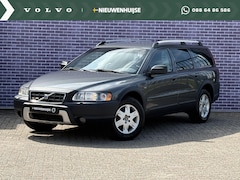 Volvo XC70 - 2.5 T Momentum | Unieke Kilometerstand | Spoiler | Trekhaak | Leder | Stoelverwarming | Pa