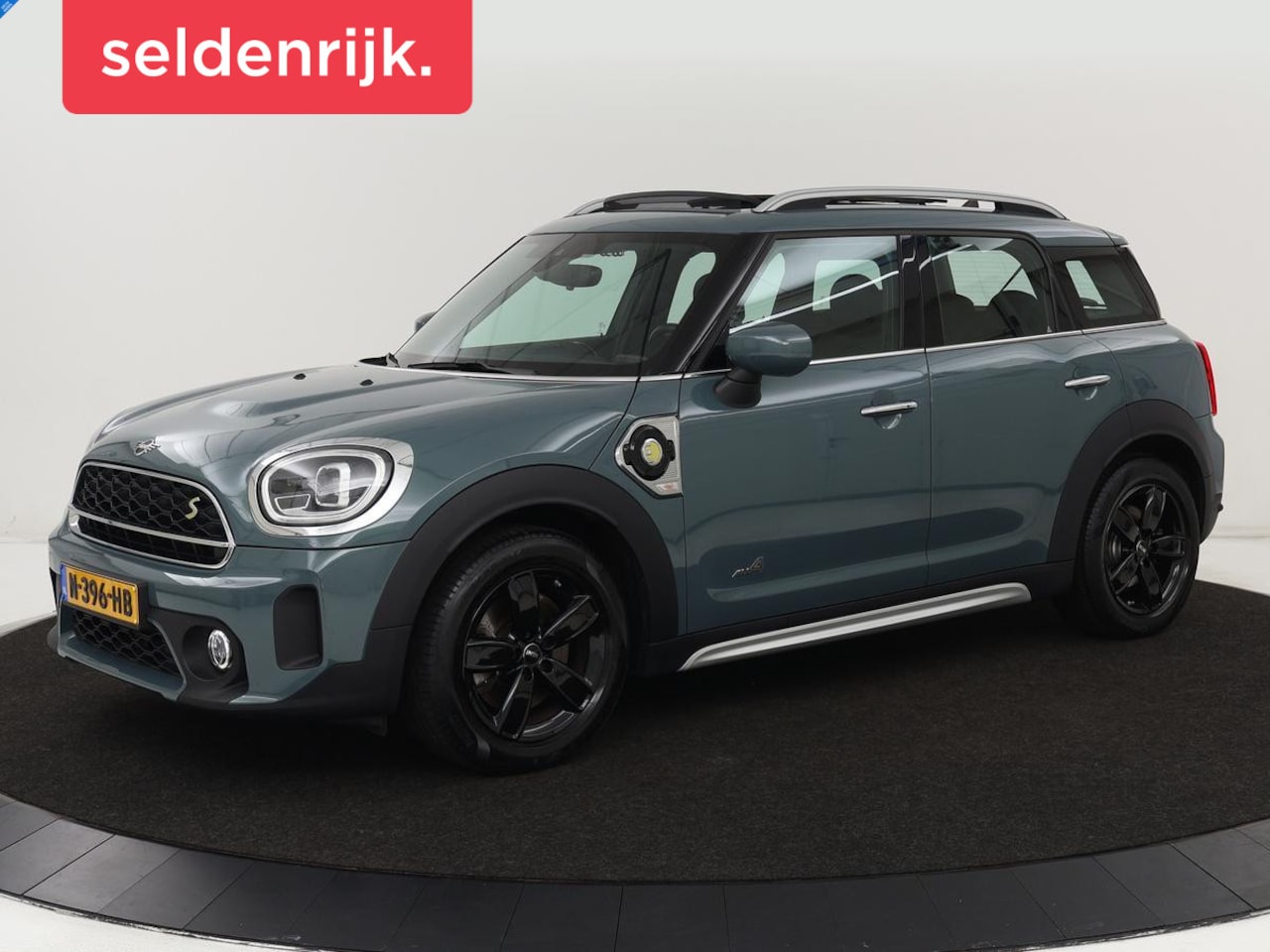 MINI Countryman - 2.0 Cooper S E ALL4 Business Edition | Panoramadak | Leder | Stoelverwarming | Camera | Ca - AutoWereld.nl