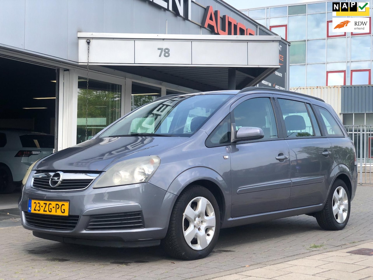 Opel Zafira - 2.2 Executive 2.2 Executive - AutoWereld.nl