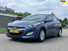 Hyundai i30 - 1.6 GDI Business Edition Automaat*Achteruit Camera*Navigatie*Cruise*Clima*Stoelverwarming*