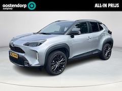 Toyota Yaris Cross - 1.5 Hybrid Adventure | Navigatie | Stoel- + stuurverwarming | 18 inch LM-velgen | Parkeers