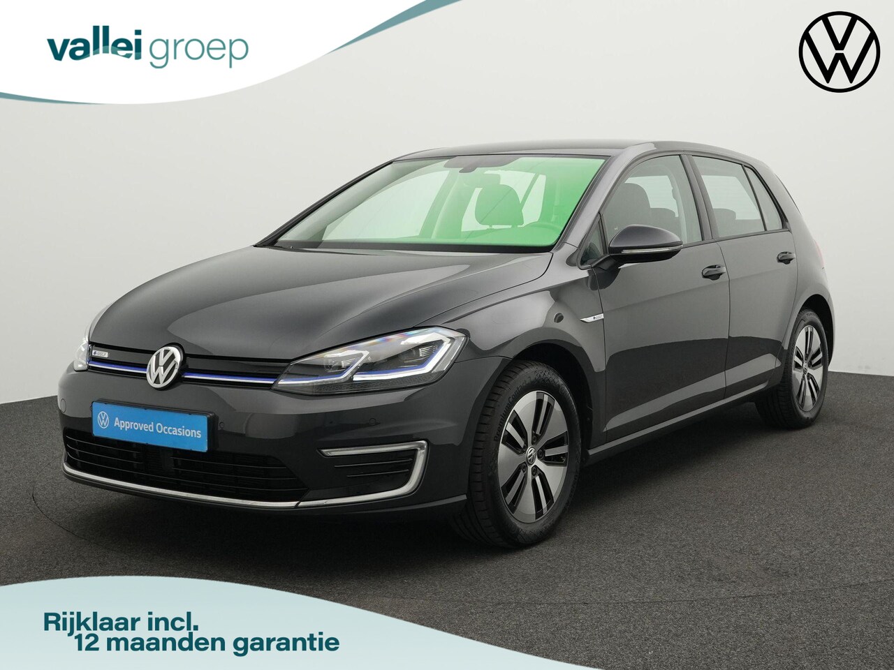 Volkswagen e-Golf - E-DITION 136 pk | Warmtepomp | Navigatie | Adaptive Cruise | 2-zone Climatronic - AutoWereld.nl