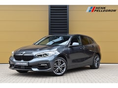 BMW 1-serie - 118i Executive Edition * Sport line * Lichtpakket * Apple CarPlay * PDC