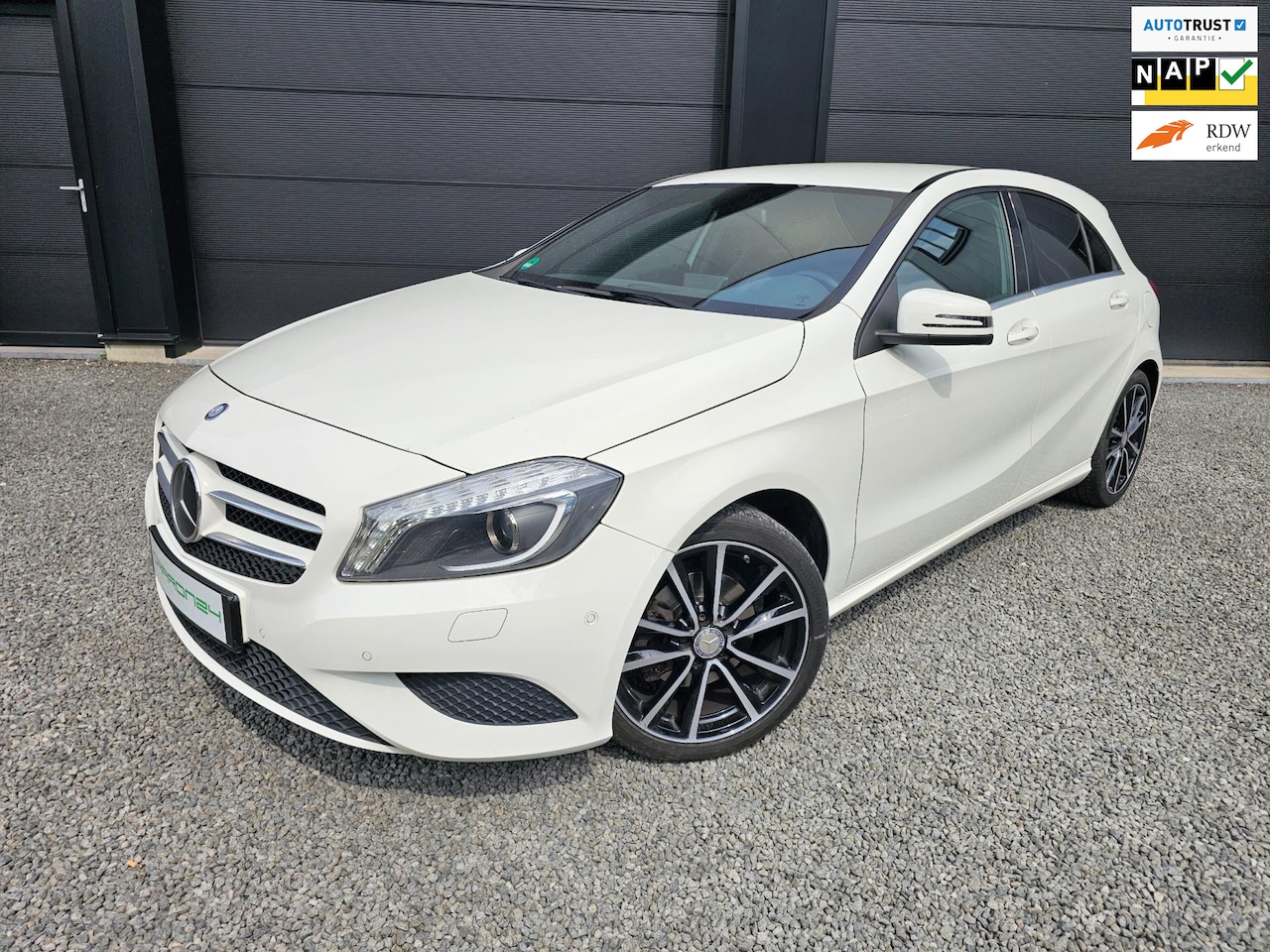 Mercedes-Benz A-klasse - 180 Ambition Automaat | 1e Eig. | Onderhoud | Netjes | - AutoWereld.nl