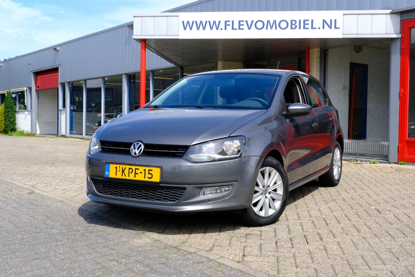 Volkswagen Polo - 1.2 TSI Comfortline Aut. Airco|Navi via Android|LMV - AutoWereld.nl