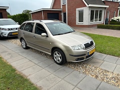 Skoda Fabia Combi - 1.4-16V Elegance+