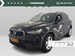 Volvo XC40 - 1.5 T2 Momentum Core | Camera | Parkeersensoren voor + Achter | Navigatie | On Call | Carp