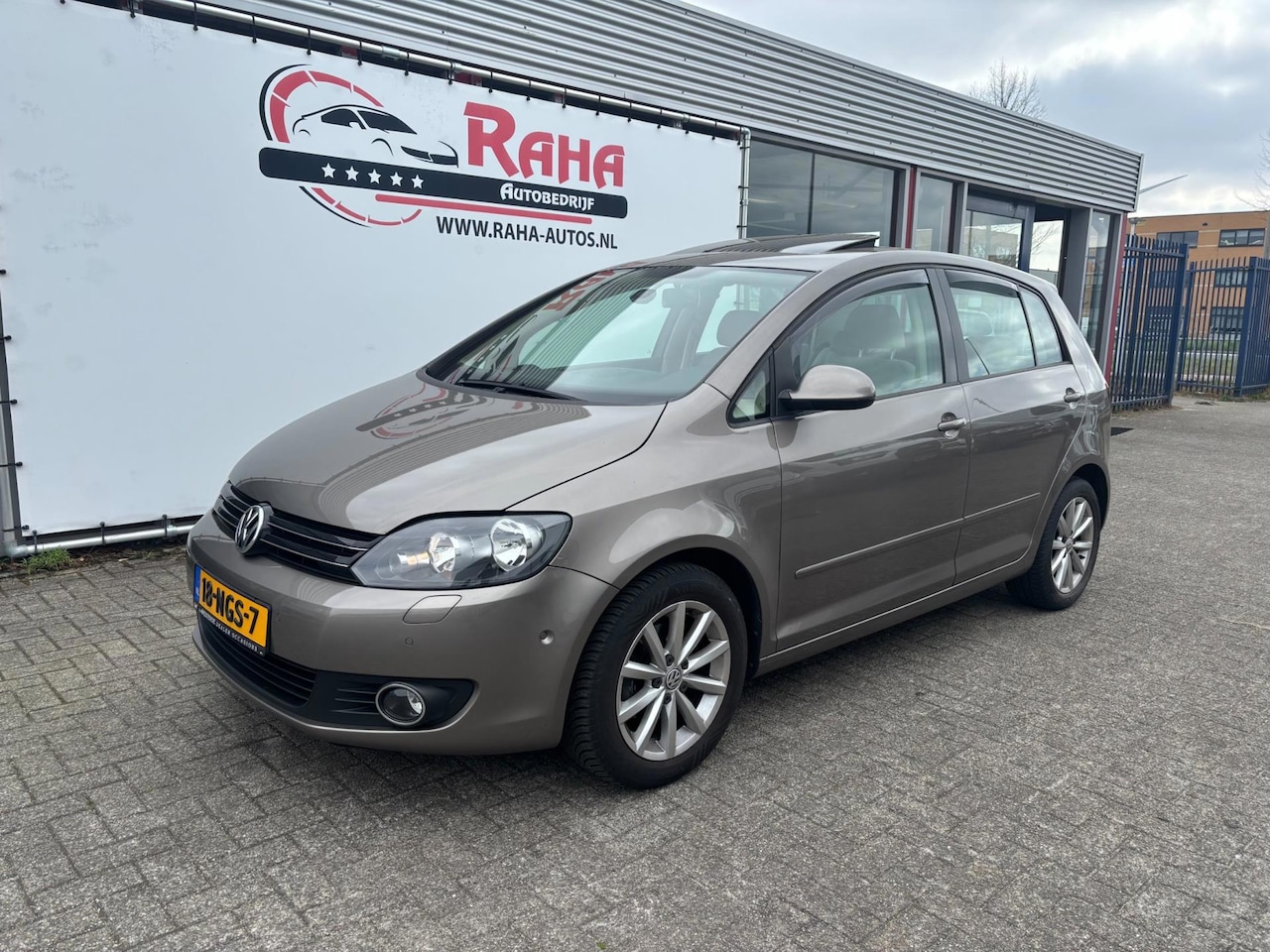 Volkswagen Golf Plus - 1.2 TSI Highline BlueMotion Schuifdak|Cruise| Pdc| Navi|Airco - AutoWereld.nl