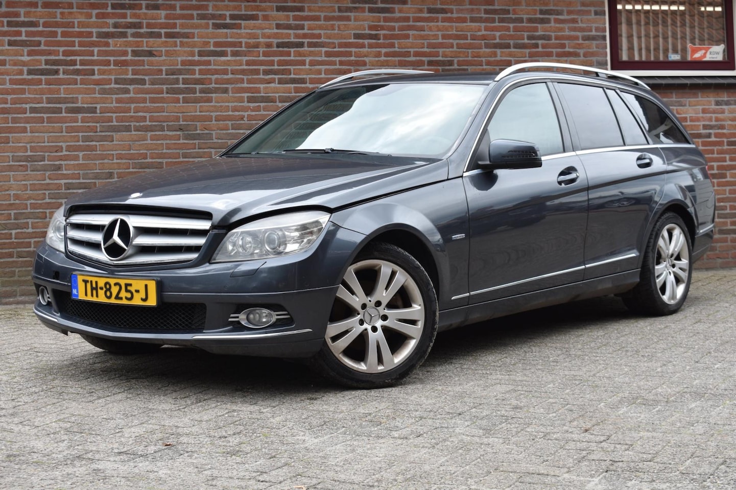 Mercedes-Benz C-klasse Estate - 250 CDI BlueEFFICIENCY Avantgarde '10 BRAND SCHADE!!! - AutoWereld.nl