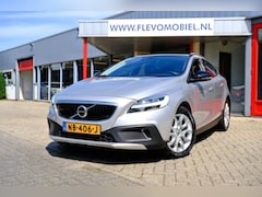 Volvo V40 Cross Country - 2.0 D3 150pk Momentum Pano|Leder|Navi|Clima|Cam