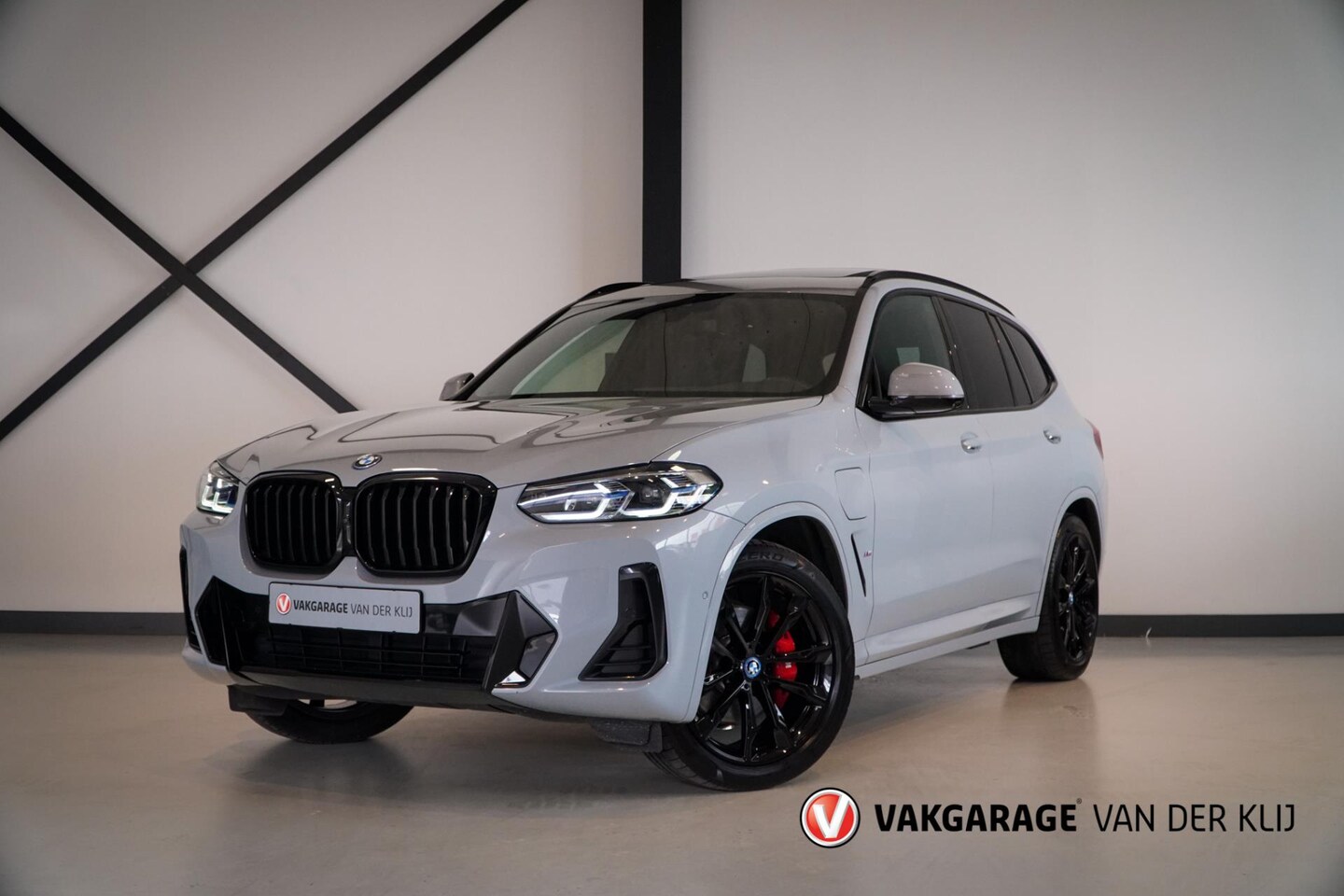 BMW X3 - XDrive30e M-Sport | Panorama | Trekhaak | Laser | 360 Camera | Memory Seat | Head-Up | Sto - AutoWereld.nl