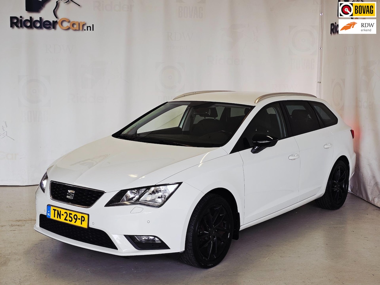 SEAT Leon ST - 1.2 TSI Style|2E EIG|CRUISE|NAVI|AIRCO|PARK SENS|TREKHAAK| - AutoWereld.nl