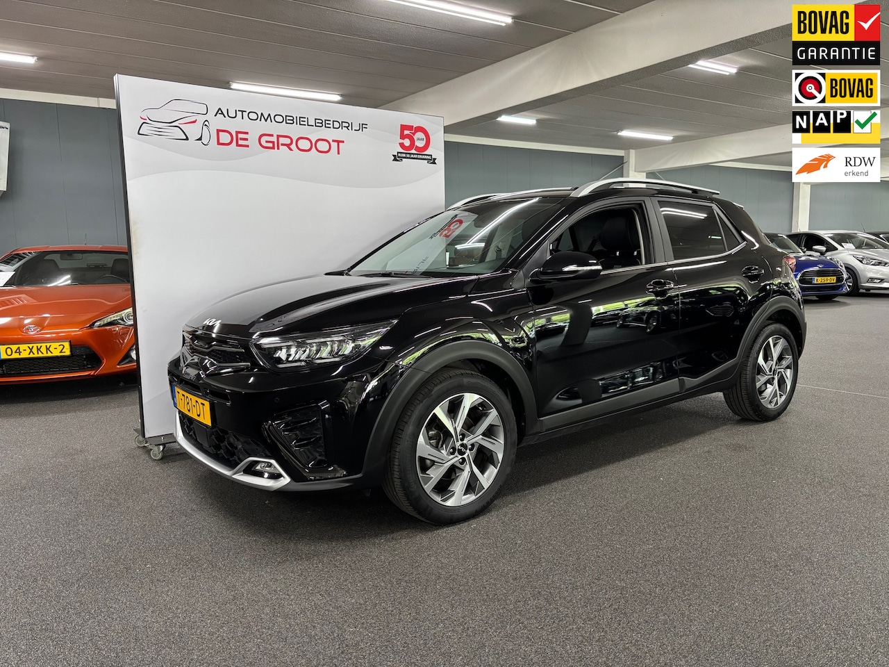 Kia Stonic - 1.0 T-GDi MHEV GT-PlusLine / NL-auto, Eerste eigenaar, Stoelverwarming, Panoramadak, Camer - AutoWereld.nl