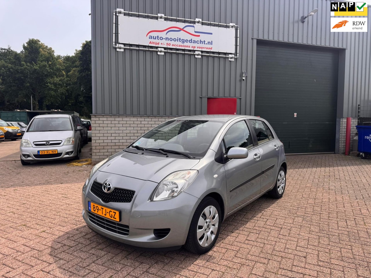 Toyota Yaris - 1.3 VVT-i Sol 1.3 VVTi Sol - AutoWereld.nl