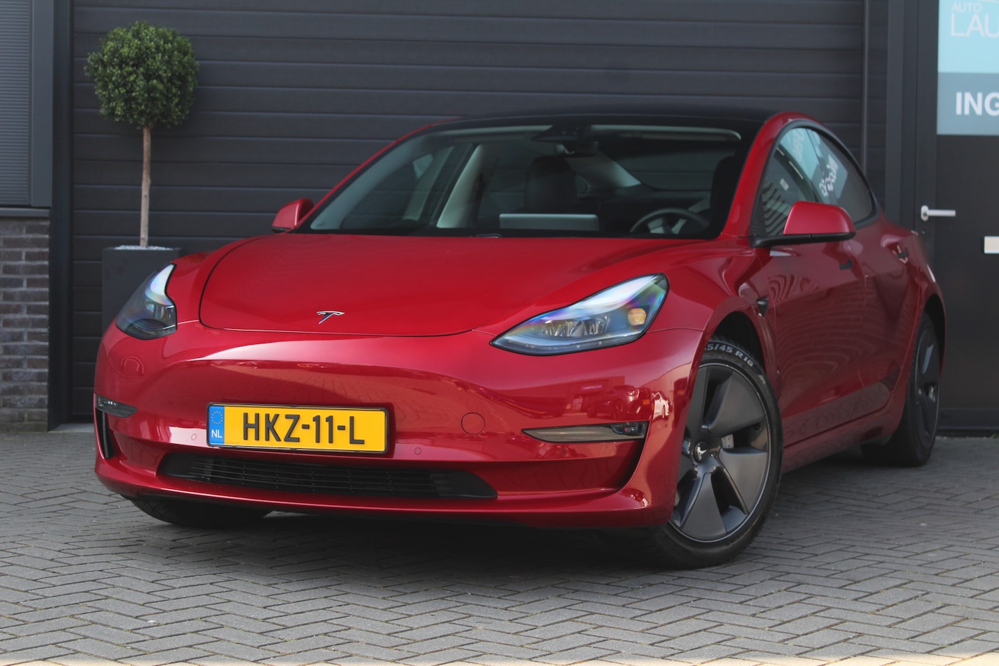 Tesla Model 3 - Long Range RWD Long Range AWD 75 kWh | AutoPilot 3.0 | Warmtepomp - AutoWereld.nl