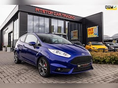 Ford Fiesta - 1.6 ST2, 182 PK, Facelift, Parkeersensoren, Style-Pakket