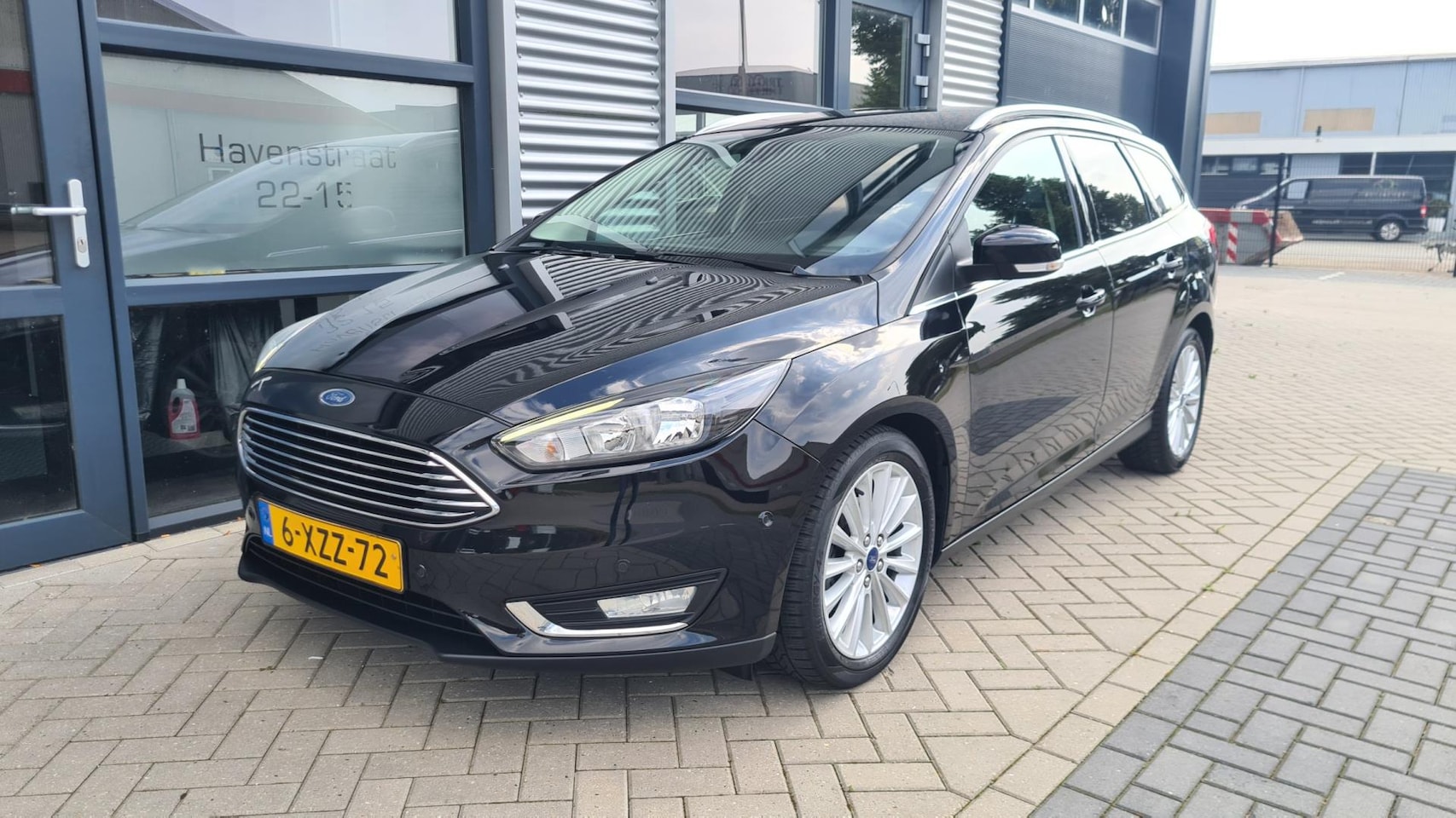 Ford Focus Wagon - 1.0 First Edition 1.0 First Edition - AutoWereld.nl