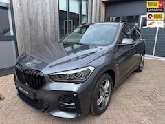 BMW X1 - XDrive25e|M-Sport|Carplay|NAVI|Stoelver.|LED|Nieuwe banden