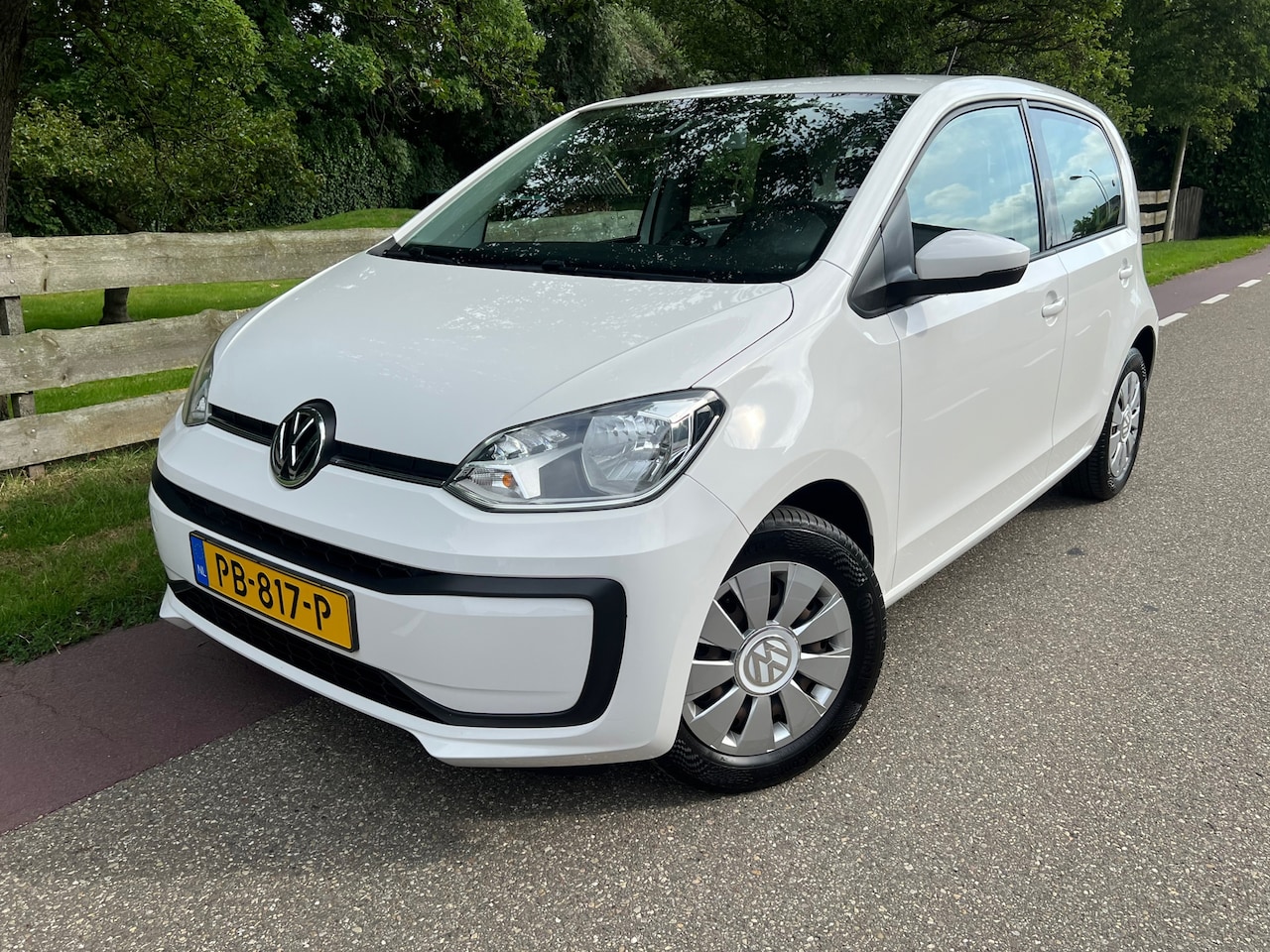 Volkswagen Up! - 1.0 BMT move up! 1.0 BMT move up! - AutoWereld.nl