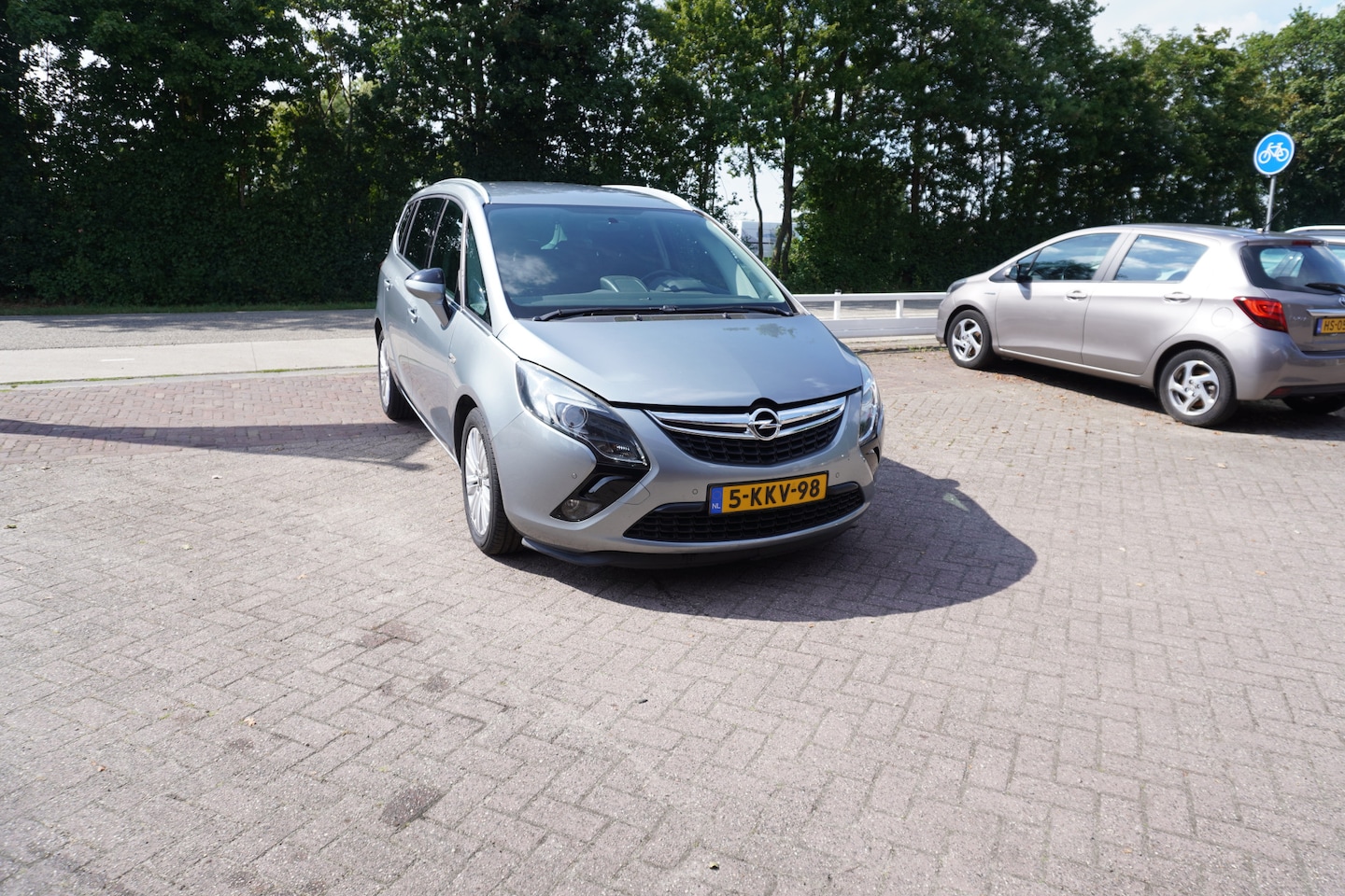 Opel Zafira Tourer - 1.4 Design Edition 7p. TREKHAAK CRUISE NAVI CLIMA - AutoWereld.nl