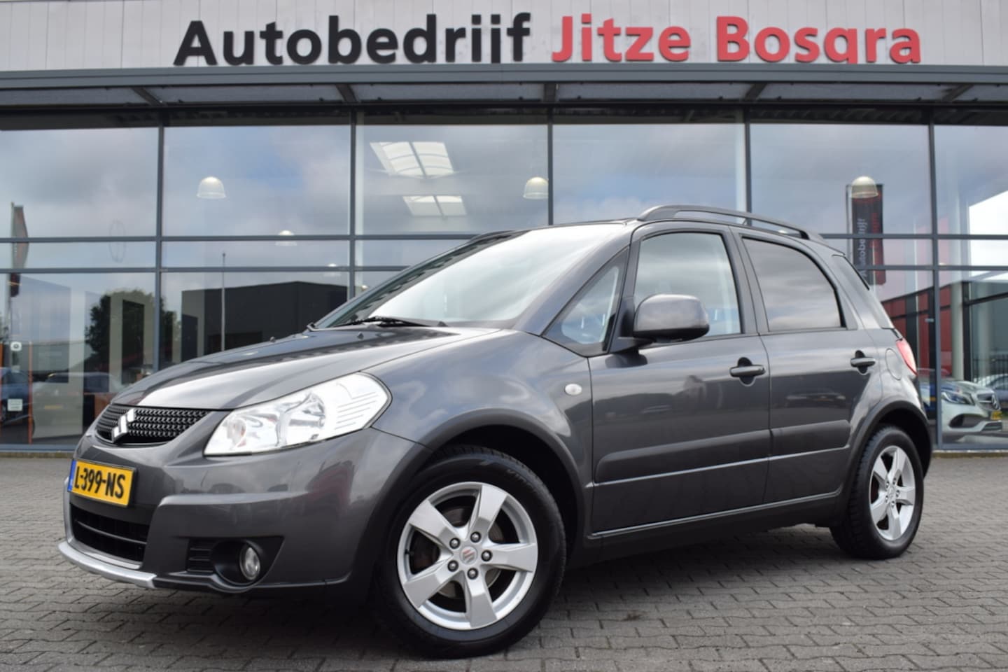 Suzuki SX4 - 1.6 Automaat Comfort ECC | Keyless | Stoelverwarming | 16 Inch LMV | Volledig Onderhouden! - AutoWereld.nl