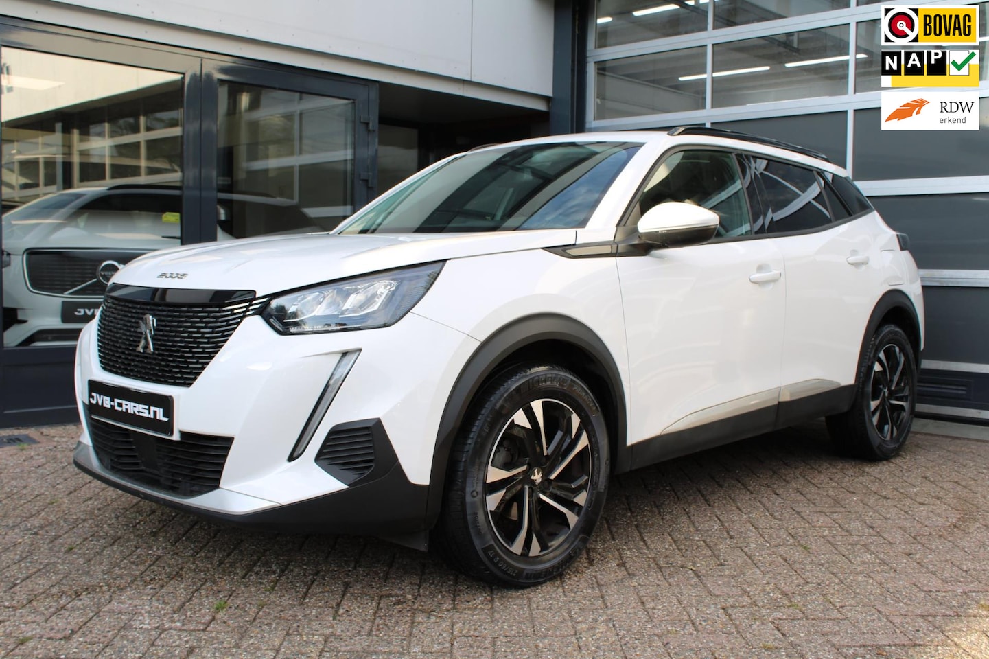 Peugeot 2008 - 1.2 PureTech Allure 1.2 PureTech Allure - AutoWereld.nl