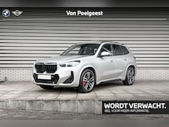 BMW X1 - sDrive18i M Sportpakket Pro / Innovation Pack / Travel Pack / Comfort Pack