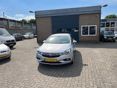 Opel Astra Sports Tourer - 1.0 Business+//Zeer mooie auto