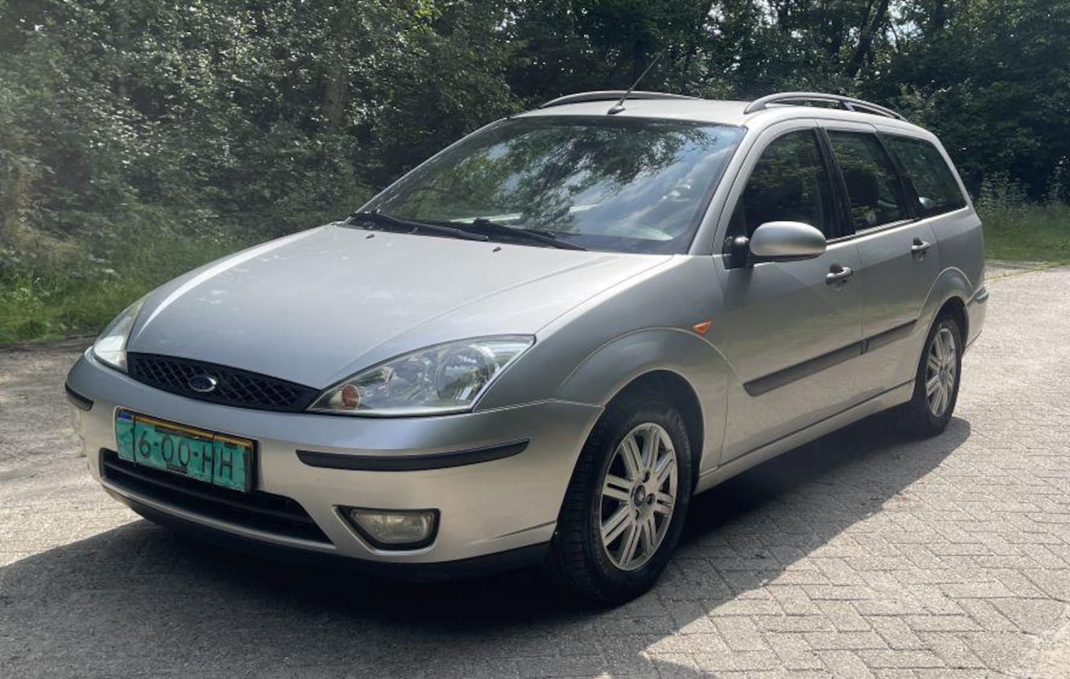 Ford Focus Wagon - 1.6-16V Nieuwe APK Inruil is mogelijk - AutoWereld.nl