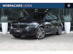 BMW X1 - xDrive30e High Executive M Sport Automaat / Panoramadak / Trekhaak / Adaptieve LED / M Ada