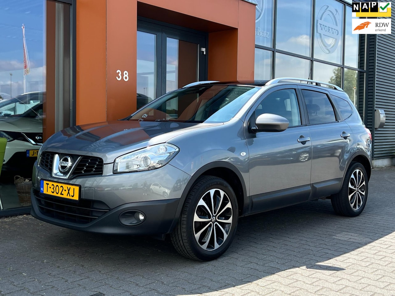Nissan Qashqai+2 - 2.0 Connect|7Pers|6BAK|Pano|Navi|Cruise|BT - AutoWereld.nl