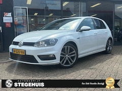 Volkswagen Golf - 1.2 TSI Lounge R-Line