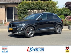 Volkswagen T-Roc - 1.5 TSI SPORT DSG trekhaak camera climate control