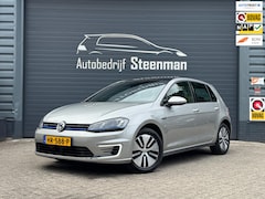 Volkswagen Golf - 1.4 TSI GTE | Pano | Trekhaak | Camera | DAB