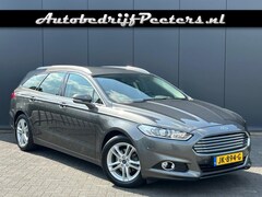 Ford Mondeo Wagon - 1.5 Titanium LED Navi Cruise PDC Sfeerlicht Trekhaak
