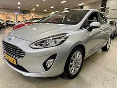 Ford Fiesta - 1.0 ECOB. TITANIUM / Climat / Cruise / Navigatie / Dab / Multimedia