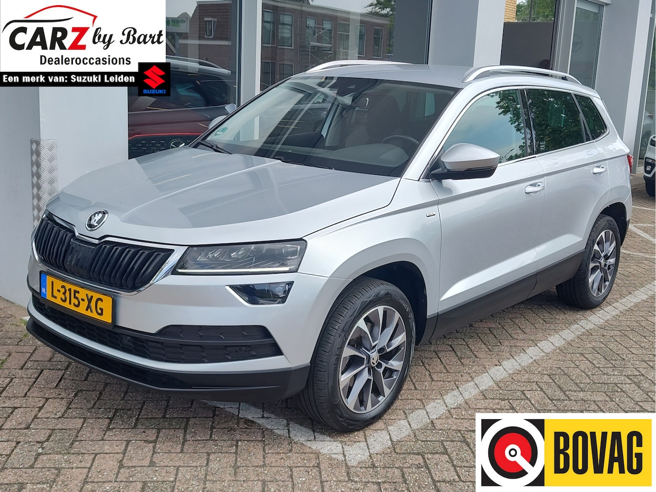 Skoda Karoq - 1.5 TSI ACT STYLE AUTOMAAT Navi | Stoelverwarming | Wegklapbare trekhaak - AutoWereld.nl
