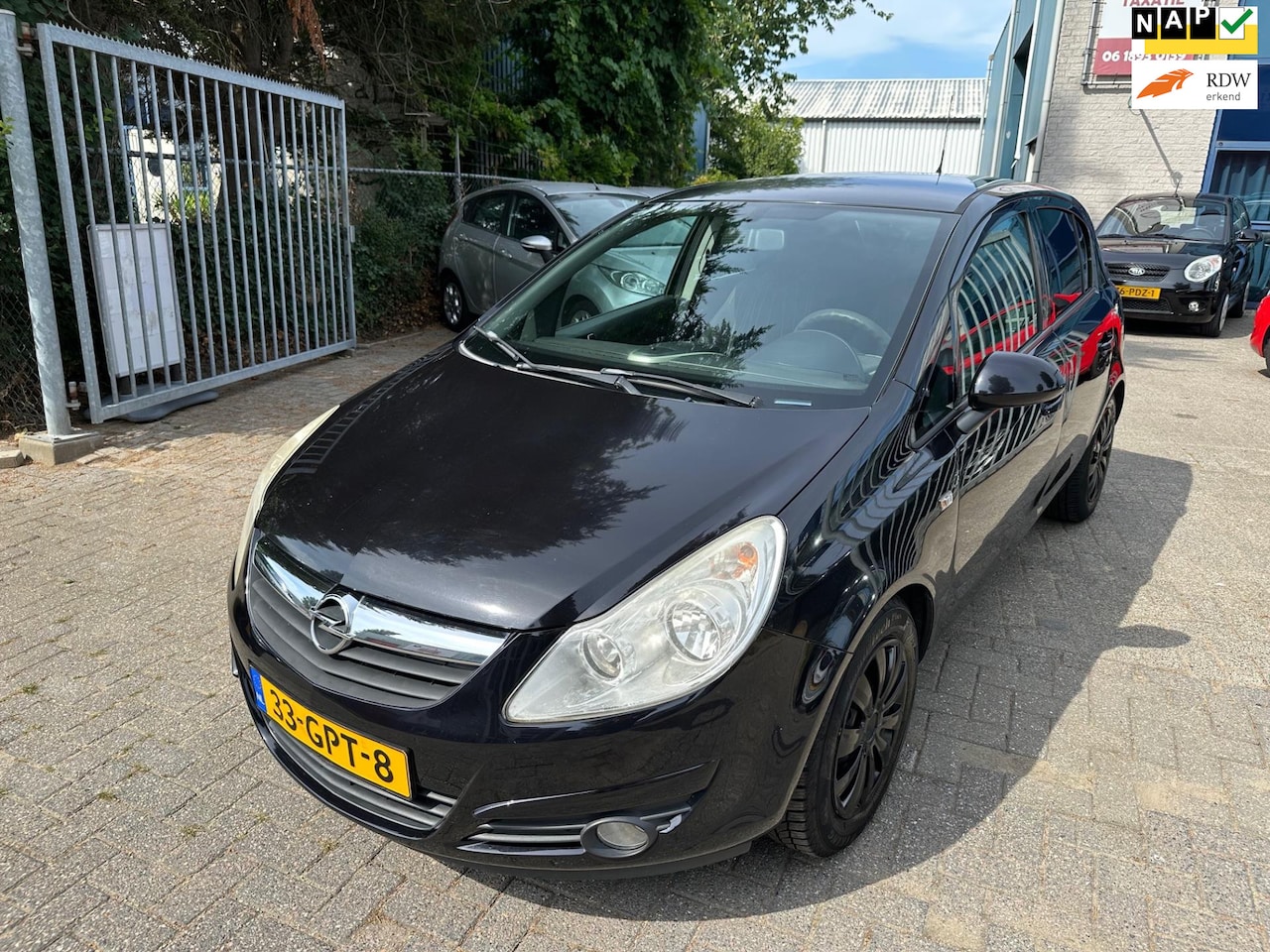 Opel Corsa - 1.4-16V Enjoy 5 deurs, Airco, Apk 08/2026, Nap - AutoWereld.nl