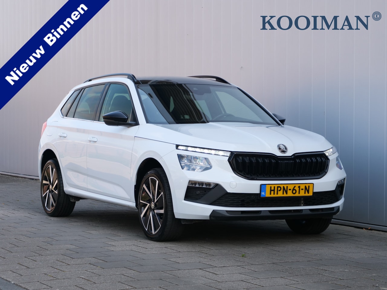 Skoda Kamiq - 1.0 TSI 116 Pk Business Edition Automaat 18 inch / Camera / Pano-dak / Apple Carplay - AutoWereld.nl