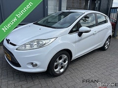 Ford Fiesta - 1.25 Titanium ECC Cruise LMV PDC Voorruit verw. 5drs
